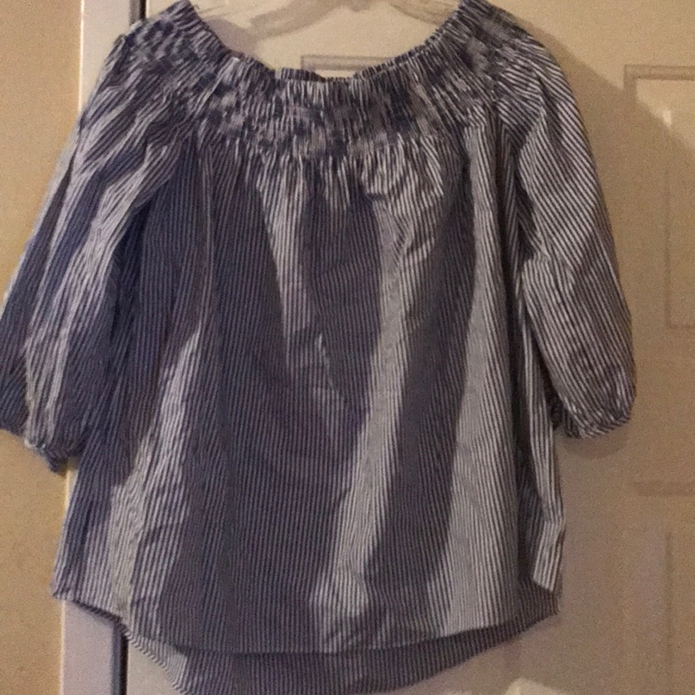 Off shoulder navy/white blouse